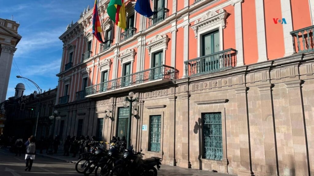 Refuerzan seguridad en Bolivia tras fallido intento de golpe de Estado