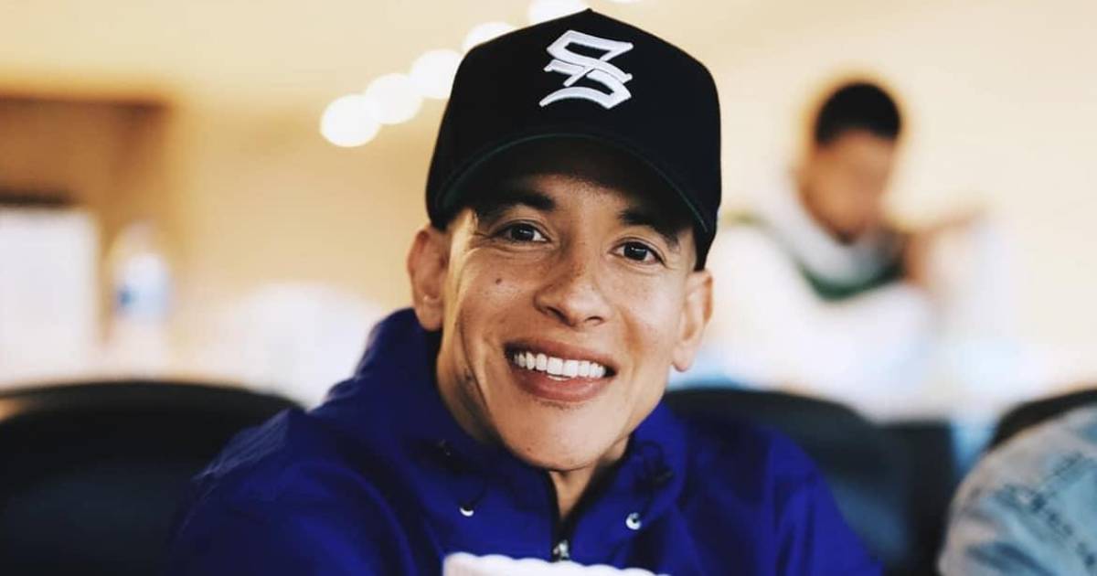Daddy Yankee y Juan Soto unen fuerzas en tarjeta coleccionable exclusiva