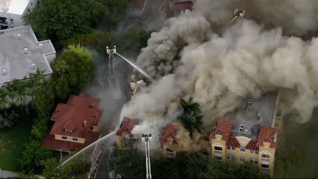 Incendio masivo alarma a los habitantes de Miami