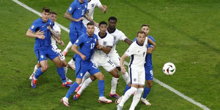 Inglaterra vence 2 a 1 a Eslovaquia en tiempo extra y avanza a cuartos