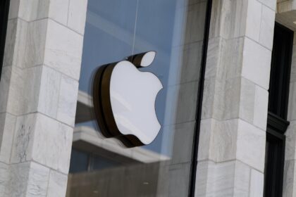 Comisión Europea podría multar a Apple por infringir las normas de competencia