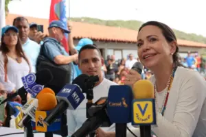 María Corina Machado recibe el apoyo de los ciudadanos de Margarita