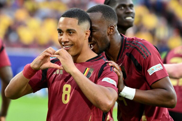 Bélgica se reivindica en la Eurocopa tras derrotar a Rumania