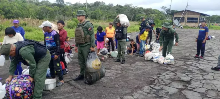 Gobierno de Venezuela activa «vuelos de ayuda social» en Amazonas