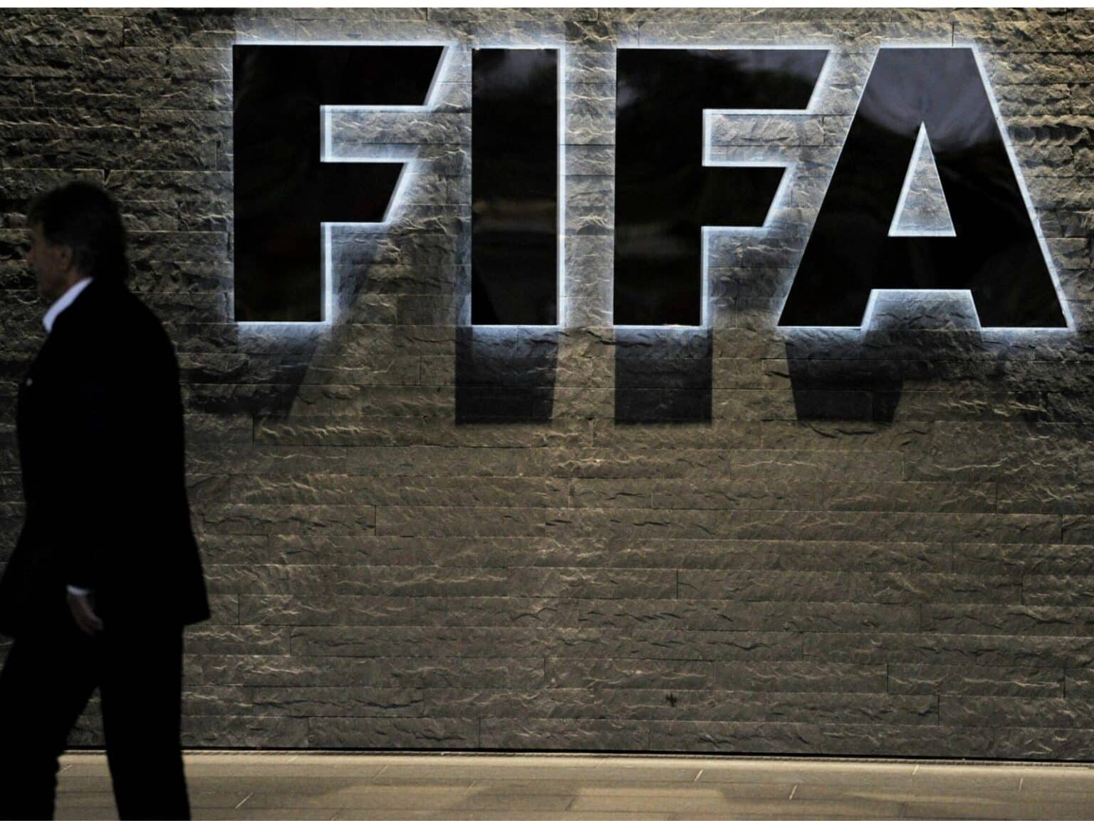 FIFPro y Premier League se preparan para demandar a la FIFA