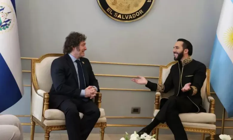 Bukele se reunió con Milei luego de su investidura presidencial en El Salvador Bukele se reunió con Milei luego de su investidura presidencial en El Salvador