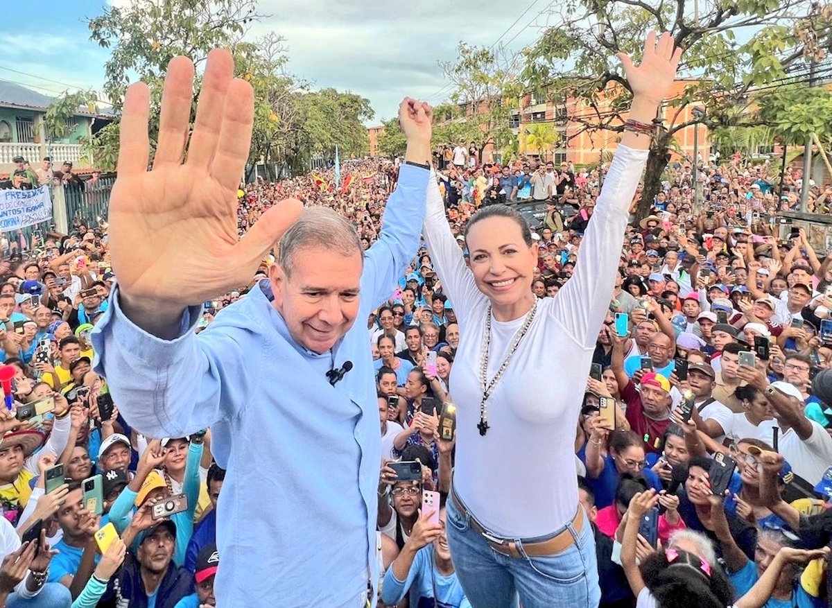 Liberan a cuatro personas que trabajaban en mitín de Edmundo González y María Corina Machado Liberan a cuatro personas que trabajaban en mitín de Edmundo González y María Corina Machado