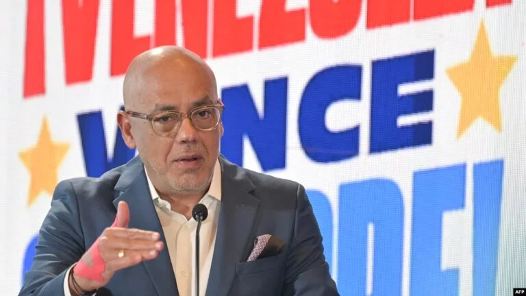 Oficialismo pide a la oposición firmar acuerdo para reconocer los resultados de las elecciones