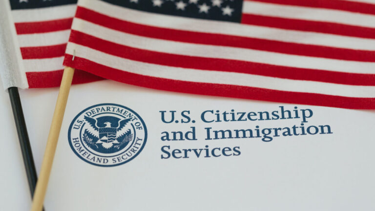USCIS anuncia cambios importantes para jóvenes inmigrantes especiales