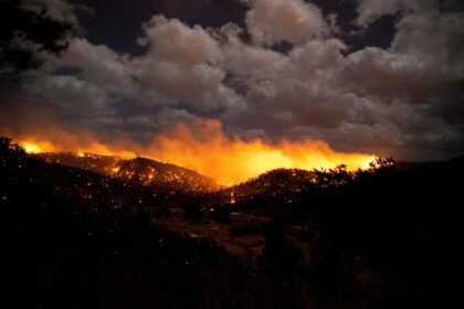 Declaran Estado de Emergencia en Nuevo México por incendios forestales
