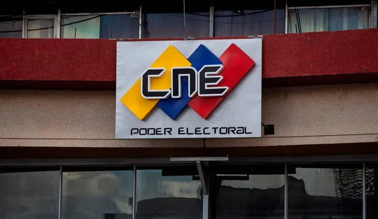 Oposición rechaza norma del CNE que limita testigos de mesa