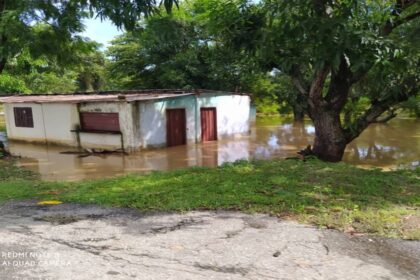 Fuertes lluvias en Zulia inundaron viviendas en el municipio Baralt