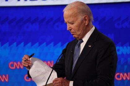 Demócratas estadounidenses piden la renuncia de Biden a la carrera presidencial