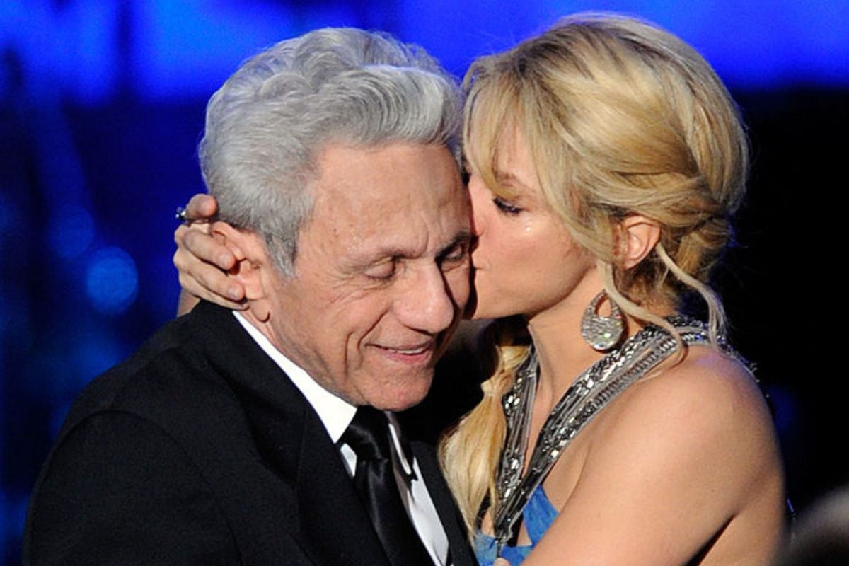 Padre de Shakira es dado de alta luego de 17 días hospitalizado