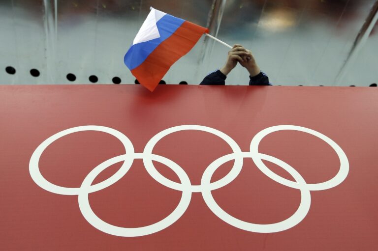 Comité Olímpico Internacional invita a 39 atletas de Rusia y Bielorrusia para París