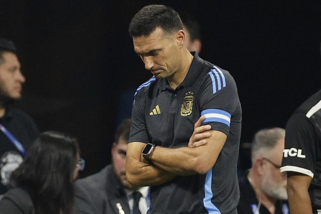 Scaloni es sancionado por Conmebol: no dirigirá el encuentro entre Argentina y Perú