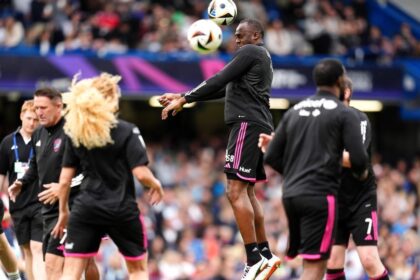 Usain Bolt, lesionado en partido de fútbol