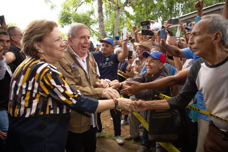 Edmundo González promete cese de persecución y reactivación industrial en Guayana