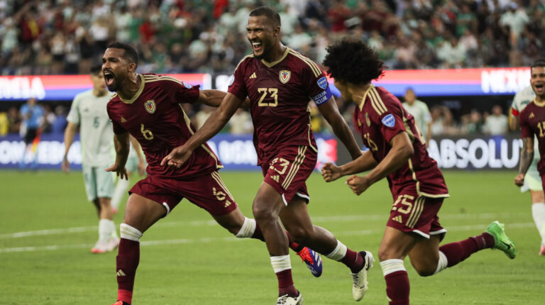 Venezuela golea 3 a 0 a Jamaica y se verá con Canadá en cuartos de final