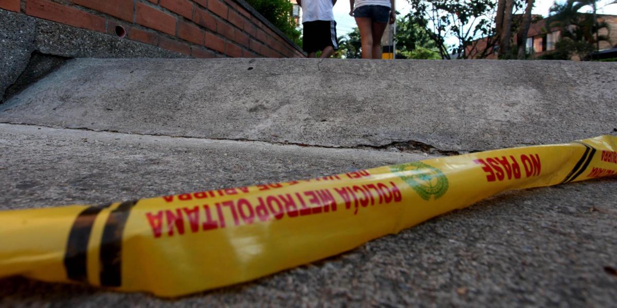 Joven de 16 años habría asesinado a su padrastro en medio de una riña en Medellín