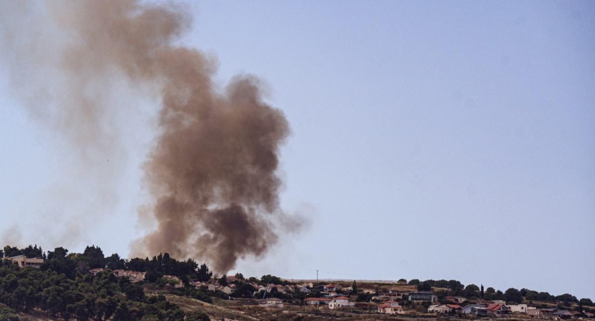 Hezbolá lanza 100 cohetes contra Israel tras muerte de comandante Hezbolá lanza 100 cohetes contra Israel tras muerte de comandante