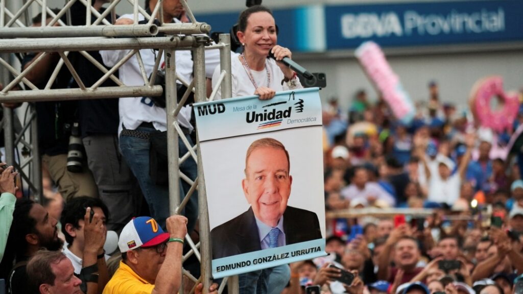 PNB refuerza seguridad en Maracaibo ante visita de María Corina y Edmundo González PNB refuerza seguridad en Maracaibo ante visita de María Corina y Edmundo González
