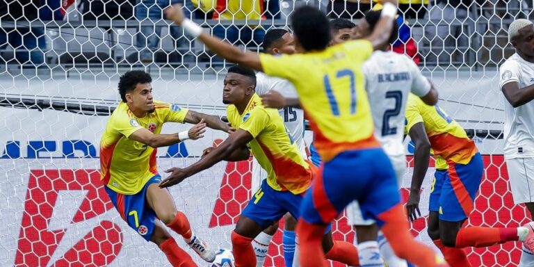 Colombia golea 5-0 a Panamá y avanza a semifinales de la Copa América