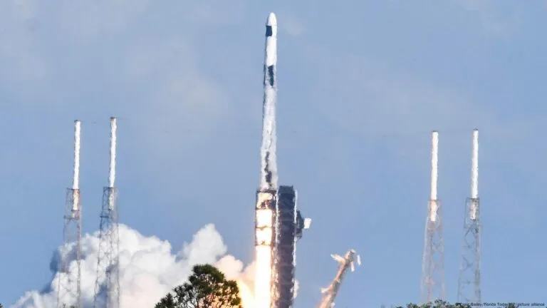 SpaceX sufre rara anomalía en misión Starlink