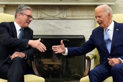 Keir Starmer defiende a Biden ante críticas: “Está en buena forma”