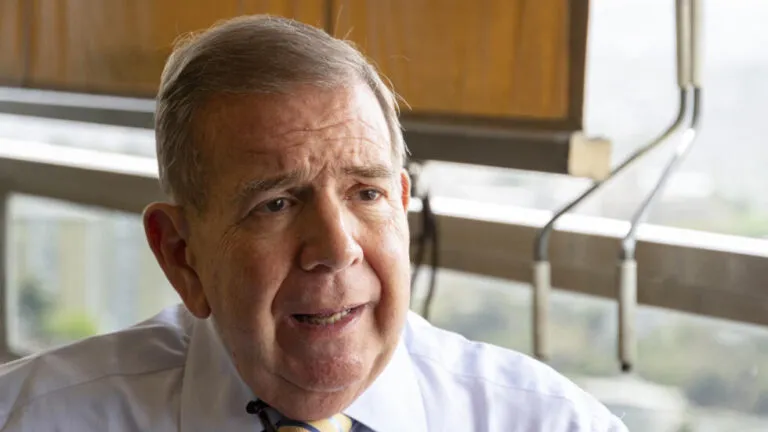 Abogados de Edmundo González Urrutia denuncian ante el CNE detenciones arbitrarias