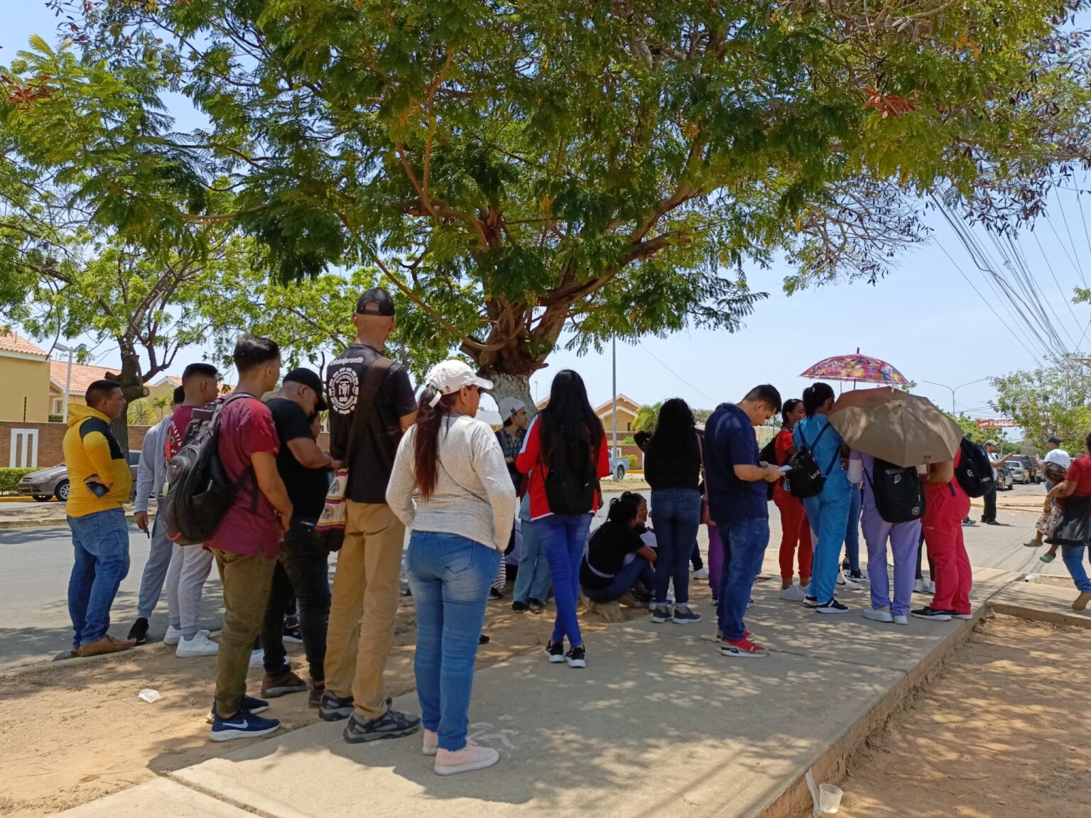 Denuncian uso de credenciales falsas en Machiques durante instalación de mesas electorales del 28J
