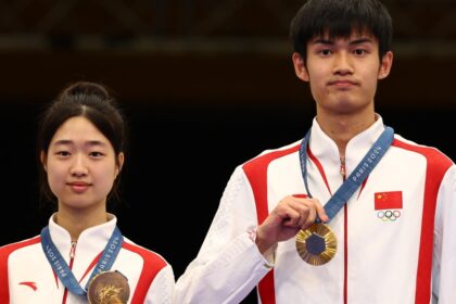 China gana el primer oro olímpico de tiro en París 2024