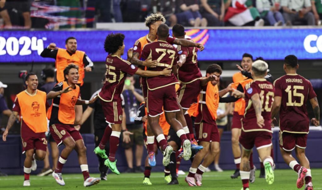 Venezuela asciende 17 puestos en el ranking de la FIFA Venezuela asciende 17 puestos en el ranking de la FIFA