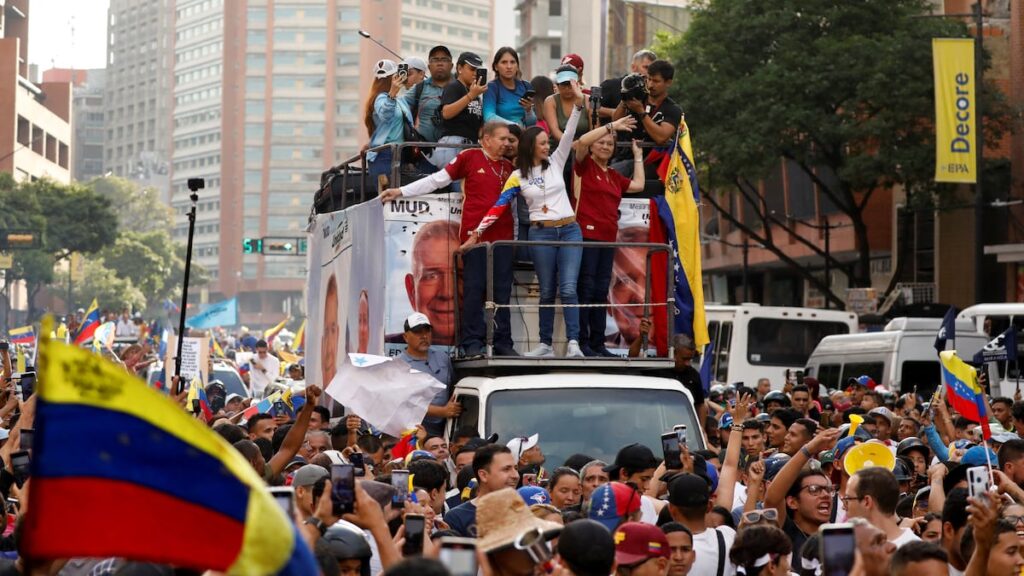La PUD inicia campaña de transporte para las elecciones presidenciales