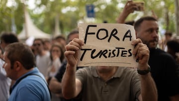 Barcelona: Ciudadanos protestan por el turismo masivo