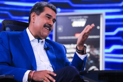 Maduro inicia campaña presidencial con recorrido por 70 ciudades