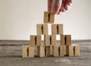 3 elementos que nos ayudan a detectar un  esquema Ponzi ¿como evitar ser víctima?