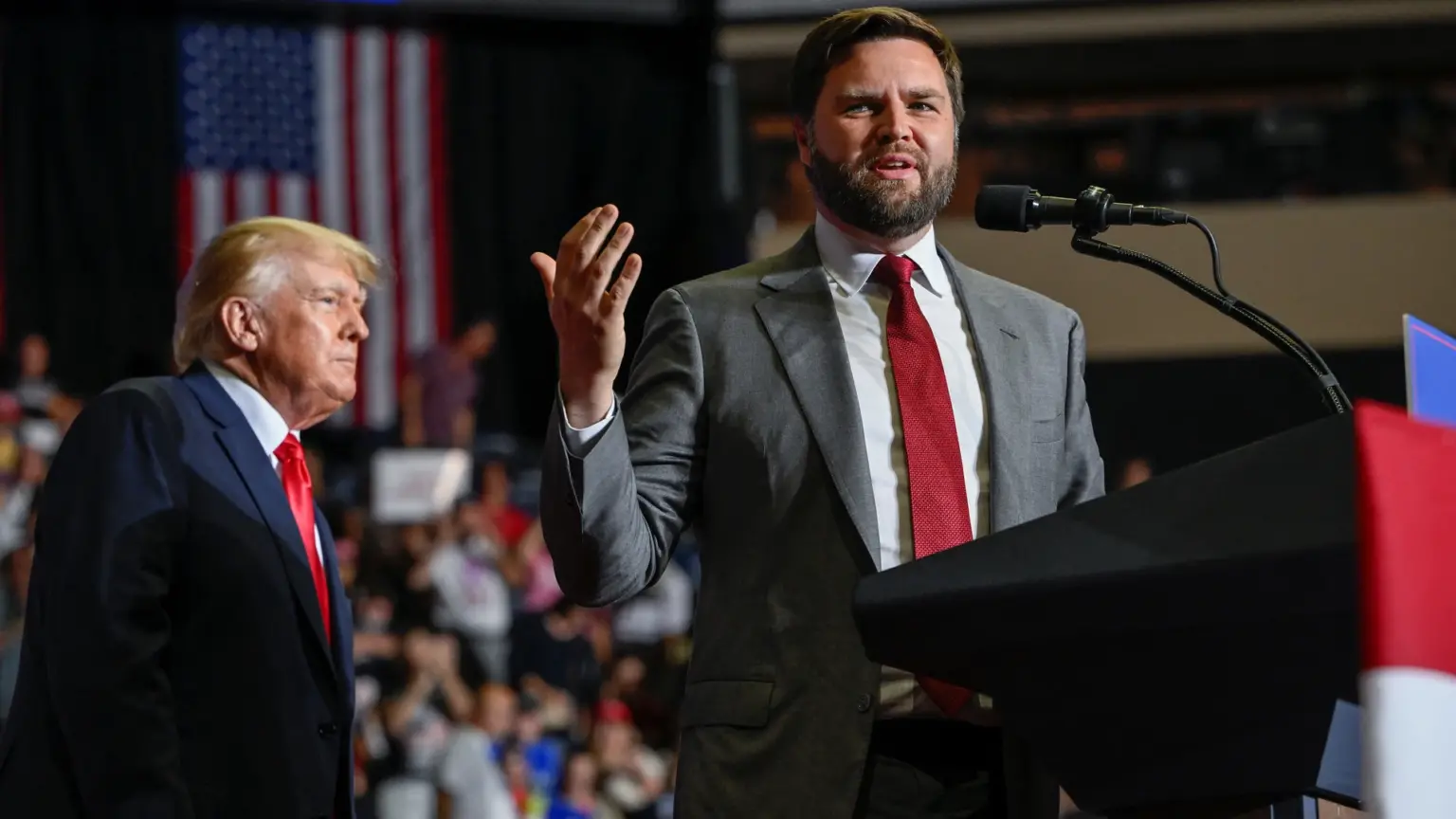 Trump elige al senador J.D. Vance como candidato a Vicepresidente