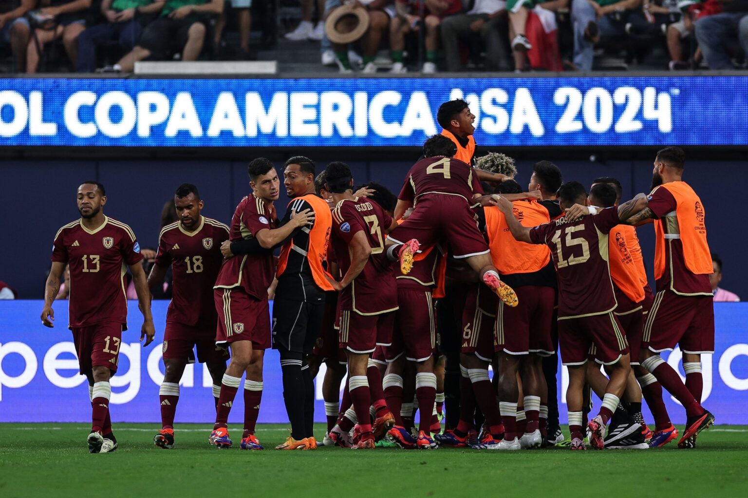 Venezuela asciende 17 puestos en el ranking de la FIFA Venezuela asciende 17 puestos en el ranking de la FIFA