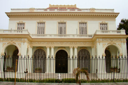 Cuba refuta acusaciones infundadas de intervención en elecciones venezolanas