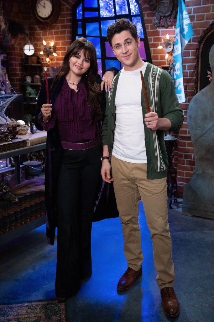 El regreso de Los Hechiceros de Waverly Place: Wizards Beyond Waverly Place El regreso de Los Hechiceros de Waverly Place: Wizards Beyond Waverly Place