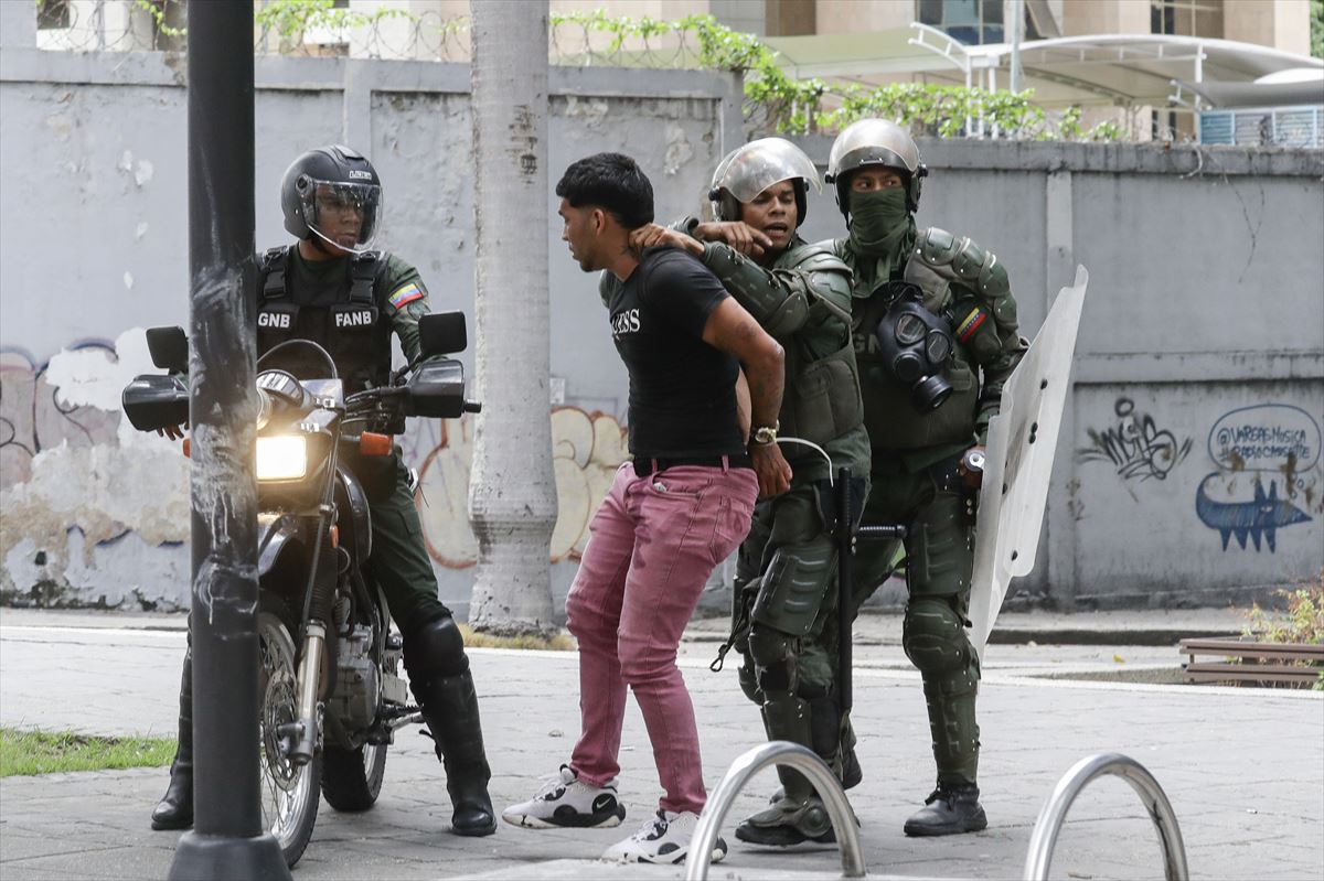 Activista Tamara Suju denuncia traslado de manifestantes a cárceles rehabilitadas por el gobierno Activista Tamara Suju denuncia traslado de manifestantes a cárceles rehabilitadas por el gobierno