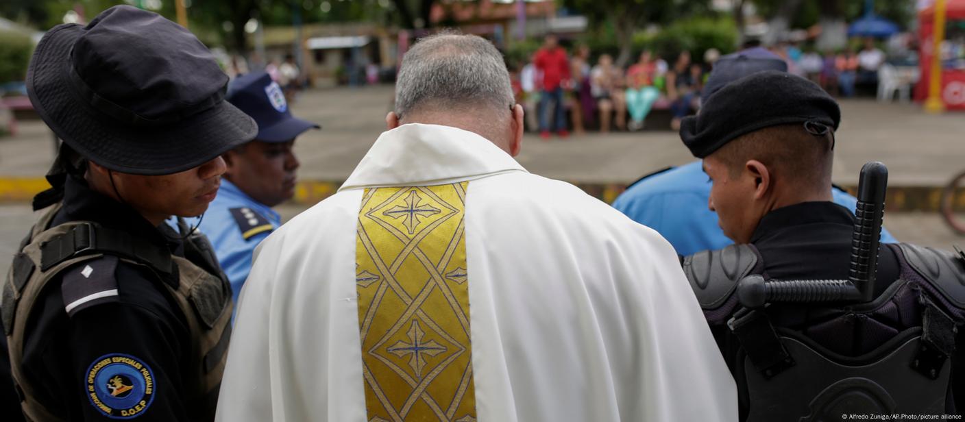 Nicaragua expulsa a más de 150 sacerdotes católicos