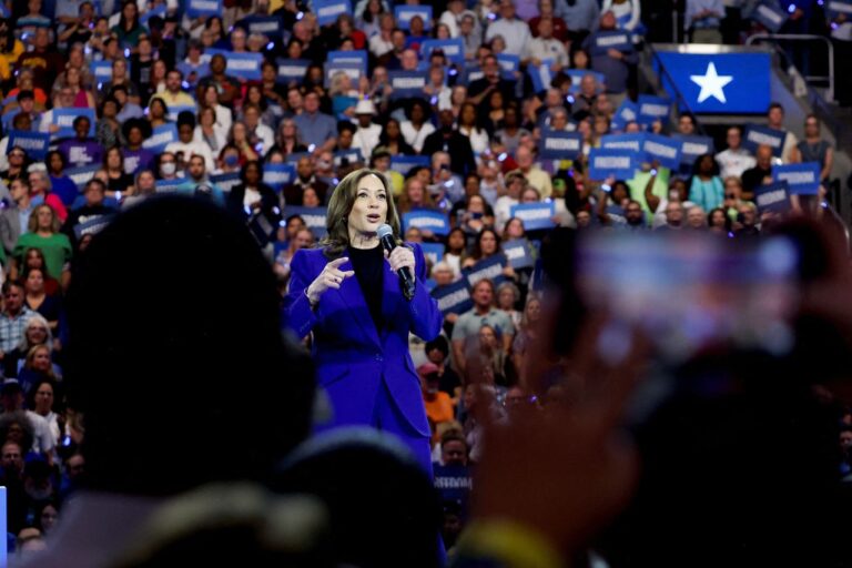 Kamala Harris acepta nominación presidencial en la Convención Demócrata
