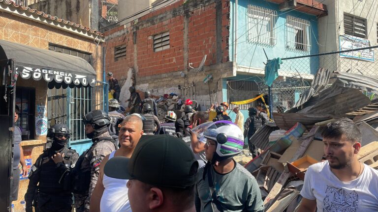 Explosión de bombona de gas en Petare deja al menos 21 heridos y colapso de viviendas