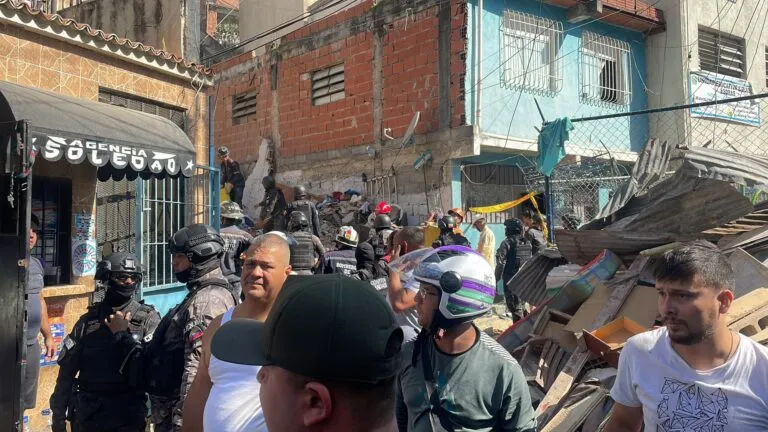 Explosión de bombona de gas en Petare deja al menos 21 heridos y colapso de viviendas
