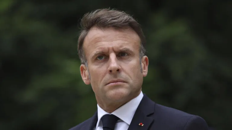 Macron y Lula apoyan la «aspiración del pueblo venezolano a una elección transparente»