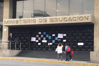 Bachilleres denuncian irregularidades en la asignación de la OPSU