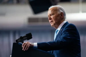 Biden califica de «indignante» ataque ruso a la red eléctrica de Ucrania