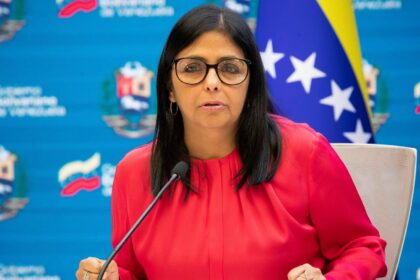 Delcy Rodríguez nueva ministra de Petróleo: Maduro reestructura su gabinete de gobierno
